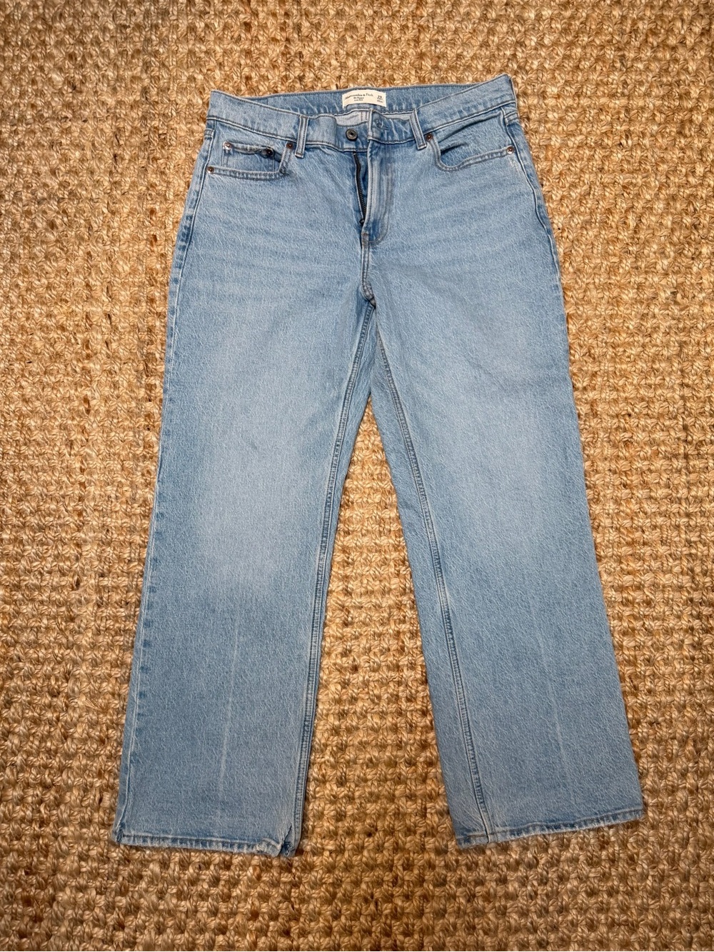 Abercrombie & Fitch Light Wash Low Rise Baggy Jean